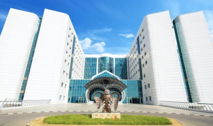 Yakın Doğu Üniversitesi Hastanesine uluslararası ‘kalite akreditasyonu