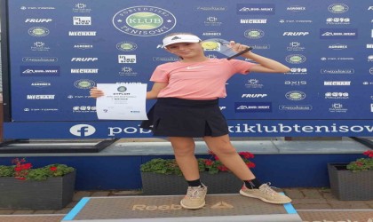 11 yaşındaki Ayşe Ada Müftüoğlu, Polonyada şampiyon oldu