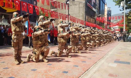30 Ağustos Zafer Bayramına komandolar damga vurdu