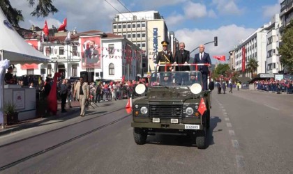30 Ağustos Zafer Bayramının 102. yılı Bursada coşkuyla kutlandı