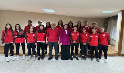 Ağrının kadın futbol takımı 2. Ligde