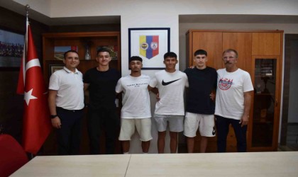 Altınordunun 4 genci Fenerbahçeye transfer oldu