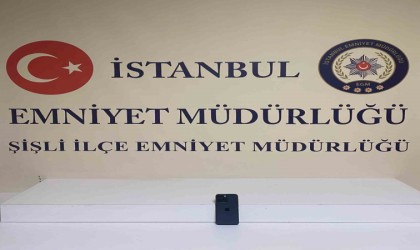 Antalyadan İstanbula tatile gelen aileye hırsızlık şoku: Araçtan telefonu çalıp kayıplara karıştı