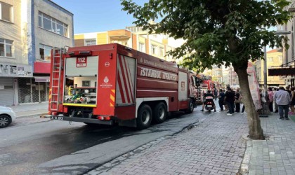 Avcılarda klima ünitesi patlayan daire kullanılamaz hale geldi