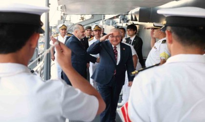 Bakan Güler, Türkiye-Japonya ilişkilerinin 100üncü yılı dolayısıyla düzenlenen resepsiyona katıldı