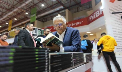 Başkan Büyükkılıçtan Dünya Kitapseverler Gününde 7. Kayseri Kitap Fuarı müjdesi