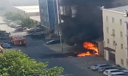 Beylikdüzünde korku dolu anlar: Trafo bomba gibi patladı
