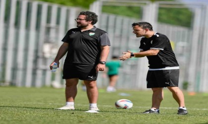 Bursasporda çalışmalar sürüyor