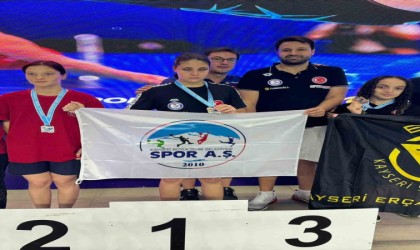 Cemre Ateş, madalyalara ambargo koydu