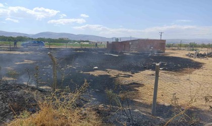Darendede arazi yangını