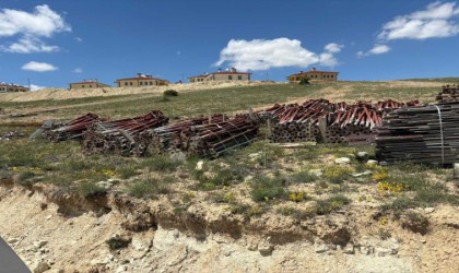 Deprem konutlarının inşaatında hırsızlık