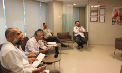 Diyarbakırda doktorlar kanser hastaları için toplandı