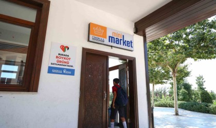 Esenlerdeki iki markette boykot ürünler satılmıyor