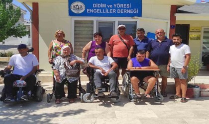 Hayırsever vatandaştan akülü tekerlekli sandalye bağışı