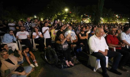 Hemşeri Dernekleri Festivalinde İhsan Güvenç rüzgarı esti