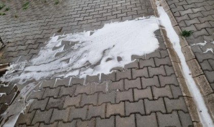 Her yağmurda Yeşilçam filmindeki o sahne gerçek oluyor