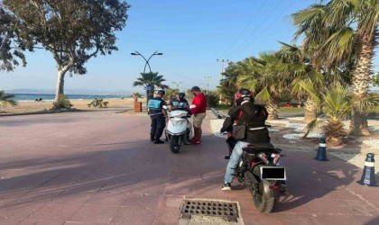 Kuşadası jandarmasından bisiklet yolunda denetim