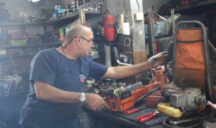 Motorlu tırpan tamircilerinde ‘hasat yoğunluğu