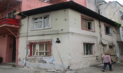 Osmangazide metruk bina yıkımları hız kazandı