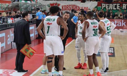 P. Karşıyakada 5 oyuncu gitti, 5 oyuncu geldi