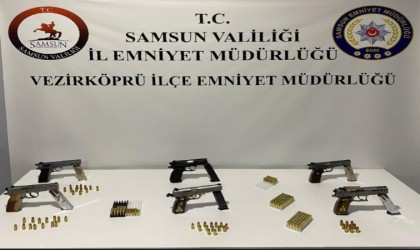 Samsunda polis uygulamasında 6 tabanca ele geçirildi