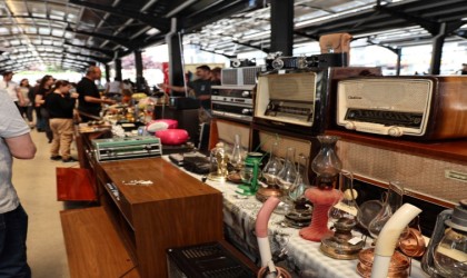 Sanal mezatlar Instagrama girilemeyince Facebooka kaydı