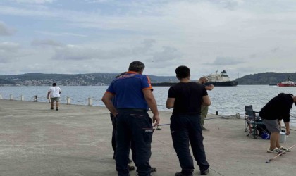 Sarıyerde batan teknede kaybolan kişiyi arama çalışmaları devam ediyor