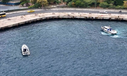 Sarıyerde batan teknede kaybolan şahsı boğazda arama çalışmaları havadan görüntülendi