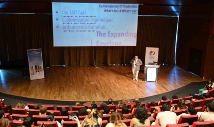 Şeffaf plaklar diş teli kaygısını ortadan kaldırıyor