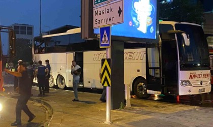 Şişlide şehirlerarası otobüs seyir halindeyken alev aldı