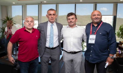 TFF 2. ve 3. Lig kulüp başkanlarından TFF Başkanı Hacıosmanoğluna ziyaret