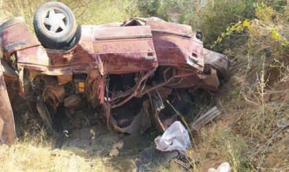 Tokatta 15 metrelik uçuruma düşen araçta gaz kaçağı paniği