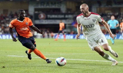 UEFA Konferans Ligi: Başakşehir: 0 - Iberia: 0 (İlk yarı)