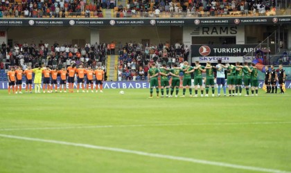 UEFA Konferans Ligi: RAMS Başakşehir: 0 - St. Patricks Athletic: 0 (Maç devam ediyor)