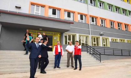 Uşakta deprem dayanıksız okullarda güçlendirme çalışmaları devam ediyor