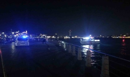 Üsküdarda denize düşen genç kadın için arama çalışması başlatıldı