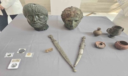 ABDdeki 14 tarihi eser Türkiyeye iade edildi