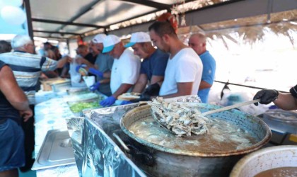 Aliağada balık sezonu, Balık Ekmek Şenliği ile kutlandı