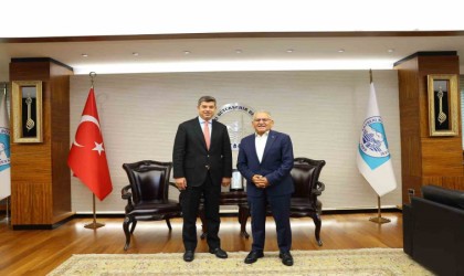 Başkan Büyükkılıç; SOCAR yetkililerini ağırladı