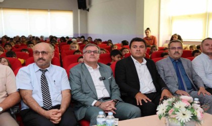 Başkan Özdoğan, “Peygamberimizin öğrettiği insanî ve ahlâkî erdemleri hayatımızın merkezine almamız gerekiyor”