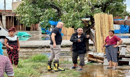 Başkan Zencirci selden etkilenen mahallelerde incelemelerde bulundu