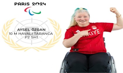 Bursa Büyükşehir Belediyesporlu Aysel Özgandan gümüş madalya