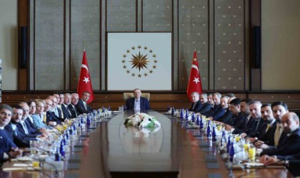 Cumhurbaşkanı Recep Tayyip Erdoğan, Fenerbahçe Kulübü Başkanı Ali Koç ve yönetim kurulu üyelerini Beştepede kabul etti.