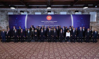 Cumhurbaşkanı Yardımcısı Yılmaz: Türkiyeyi yatırım ve üretim üssü haline getirecek bir cazibe merkezi yapma konusunda kararlıyız”