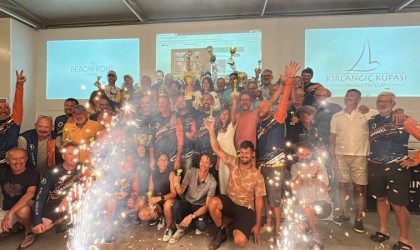 Egenin iki yakasını bir araya getiren yat yarışlarında dereceye girenler ödüllerini aldı