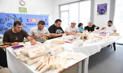 Engelli bireylerden birinci sınıf öğrencileri için sürpriz