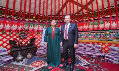 Geleneksel sanatlar Pendikte buluştu, dev otağ çadırı havadan görüntülendi