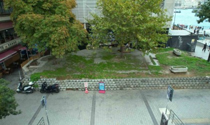 Karaköyde 66 yıl önce gereksiz yere yıkılan Merzifonlu Kara Mustafa Paşa Camiinin tekrar inşa edilmesi için İBB arsa takası bekliyor