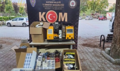 Kayseride kaçakçılık operasyonu: 26 bin dal makaron ele geçirildi
