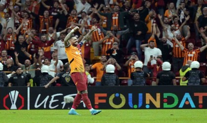 Maç sonu 3lüsü Mauro Icardiden